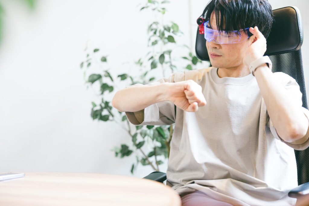 修理時間やデータの取り扱いを確認する